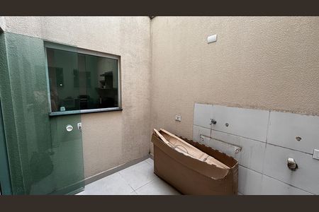 Apartamento à venda com 63m², 2 quartos e 1 vagaÁrea de Serviço