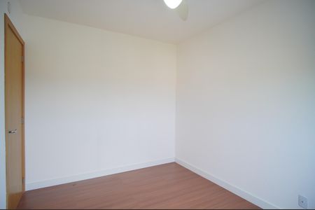 Apartamento à venda com 71m², 2 quartos e 1 vagaQuarto 2