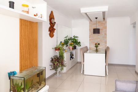 Sala de apartamento à venda com 2 quartos, 56m² em Jardim Nova Taboao, Guarulhos