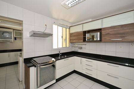 Apartamento para alugar com 128m², 3 quartos e 3 vagasCozinha