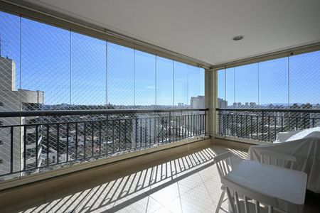 Apartamento para alugar com 128m², 3 quartos e 3 vagasVaranda