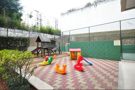 Apartamento para alugar com 128m², 3 quartos e 3 vagasPlayground