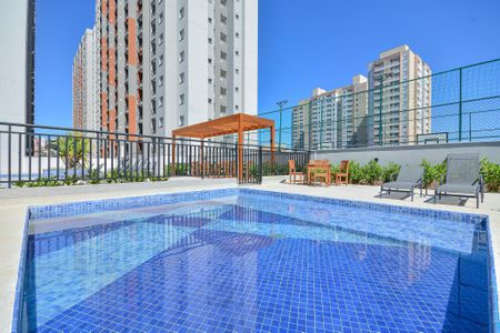 Apartamento para alugar com 38m², 1 quarto e sem vaga Apartamento para alugar com 38m², 1 quarto e sem vagaÁrea comum - Piscina