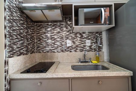 Cozinha de apartamento para alugar com 1 quarto, 34m² em Consolação, São Paulo