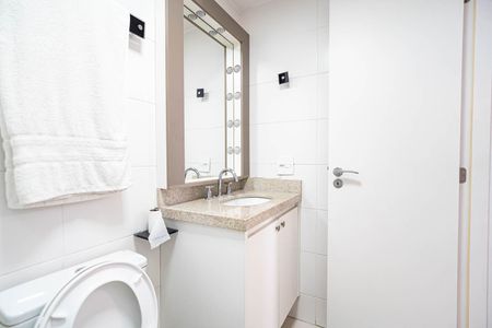 Apartamento à venda com 34m², 1 quarto e 1 vaga Apartamento à venda com 34m², 1 quarto e 1 vagaBanheiro