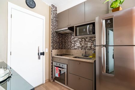 Cozinha de apartamento para alugar com 1 quarto, 34m² em Consolação, São Paulo