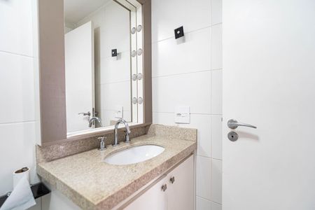 Apartamento à venda com 34m², 1 quarto e 1 vaga Apartamento à venda com 34m², 1 quarto e 1 vagaBanheiro