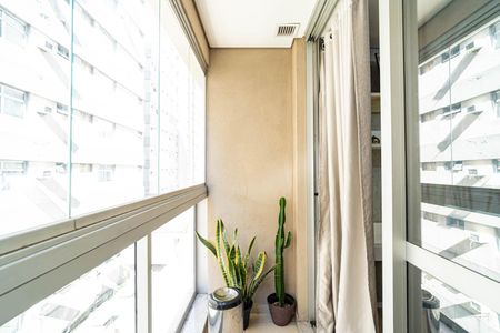 Studio à venda com 22m², 1 quarto e sem vaga Studio à venda com 22m², 1 quarto e sem vagaSacada