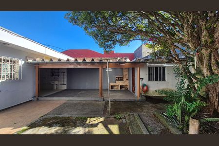 Casa para alugar com 168m², 3 quartos e 5 vagas Casa para alugar com 168m², 3 quartos e 5 vagasArea externa