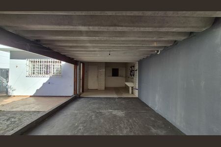 Casa para alugar com 168m², 3 quartos e 5 vagas Casa para alugar com 168m², 3 quartos e 5 vagasArea externa
