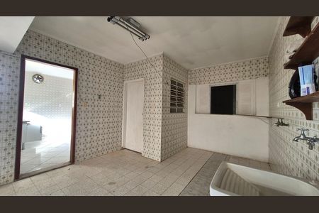 Casa para alugar com 168m², 3 quartos e 5 vagas Casa para alugar com 168m², 3 quartos e 5 vagasArea de serviço