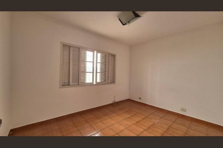 Casa para alugar com 168m², 3 quartos e 5 vagas Casa para alugar com 168m², 3 quartos e 5 vagasQuarto
