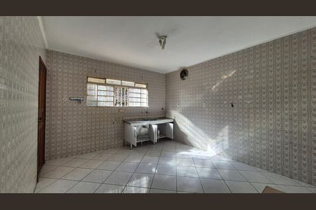 Casa para alugar com 168m², 3 quartos e 5 vagas Casa para alugar com 168m², 3 quartos e 5 vagasCozinha