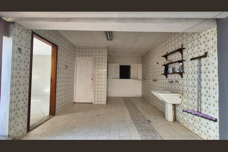 Casa para alugar com 168m², 3 quartos e 5 vagas Casa para alugar com 168m², 3 quartos e 5 vagasArea de serviço
