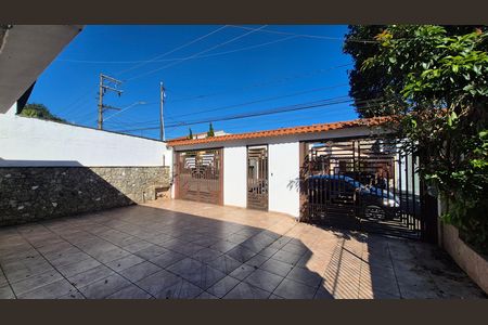 Casa para alugar com 168m², 3 quartos e 5 vagas Casa para alugar com 168m², 3 quartos e 5 vagasGaragem