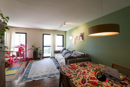 Apartamento para alugar com 141m², 4 quartos e 3 vagas Apartamento para alugar com 141m², 4 quartos e 3 vagasSala