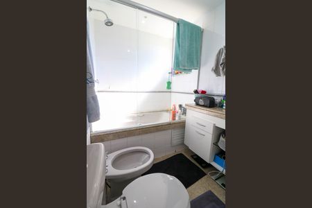 Apartamento para alugar com 141m², 4 quartos e 3 vagas Apartamento para alugar com 141m², 4 quartos e 3 vagasBanheiro da Suíte 4