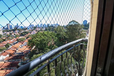 Apartamento para alugar com 141m², 4 quartos e 3 vagas Apartamento para alugar com 141m², 4 quartos e 3 vagasVaranda