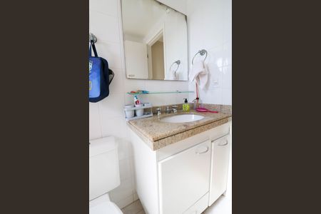 Apartamento para alugar com 141m², 4 quartos e 3 vagas Apartamento para alugar com 141m², 4 quartos e 3 vagasBanheiro
