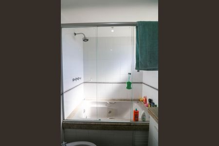 Apartamento para alugar com 141m², 4 quartos e 3 vagas Apartamento para alugar com 141m², 4 quartos e 3 vagasBanheiro da Suíte 4