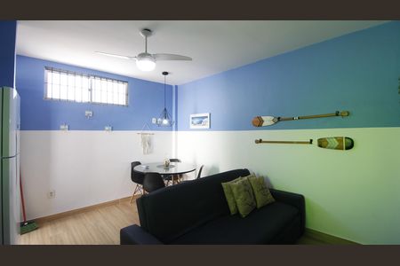 Sala de apartamento para alugar com 1 quarto, 45m² em Vila Nova, Cabo Frio
