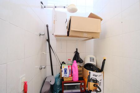Casa à venda com 127m², 2 quartos e 2 vagasBanheiro de serviço