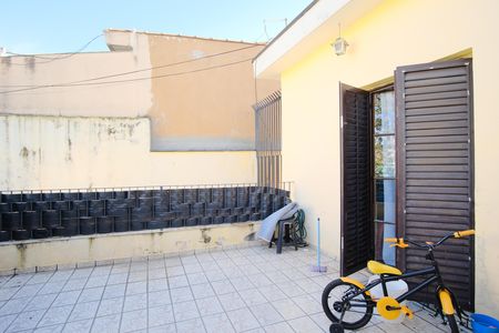 Casa à venda com 127m², 2 quartos e 2 vagasVaranda do Quarto 1