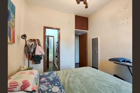 Apartamento à venda com 107m², 3 quartos e 2 vagas Apartamento à venda com 107m², 3 quartos e 2 vagasSuíte