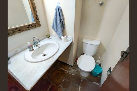 Apartamento à venda com 107m², 3 quartos e 2 vagas Apartamento à venda com 107m², 3 quartos e 2 vagasLavabo