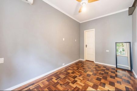 Quarto de apartamento para alugar com 1 quarto, 94m² em Independência, Porto Alegre