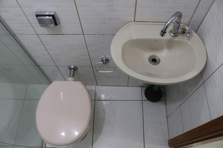 Banheiro de casa para alugar com 1 quarto, 40m² em Perdizes, São Paulo