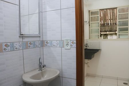 Casa para alugar com 40m², 1 quarto e sem vagaBanheiro