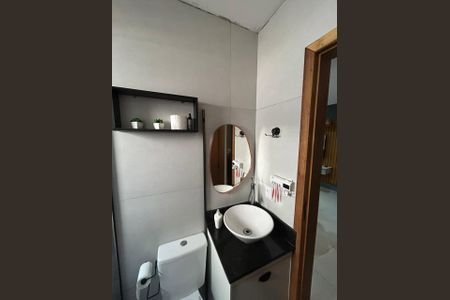 Casa à venda com 55m², 2 quartos e 3 vagasBanheiro