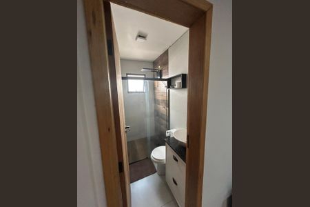 Banheiro de casa à venda com 2 quartos, 55m² em Parque Residencial Jundiaí, Jundiaí