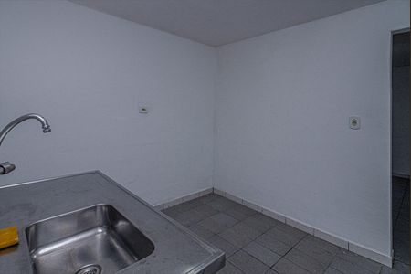 Casa para alugar com 500m², 2 quartos e 6 vagas Casa para alugar com 500m², 2 quartos e 6 vagascozinha da casa 3_1