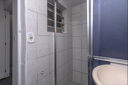Casa para alugar com 500m², 2 quartos e 6 vagas Casa para alugar com 500m², 2 quartos e 6 vagasbanheiro social da casa 3_3