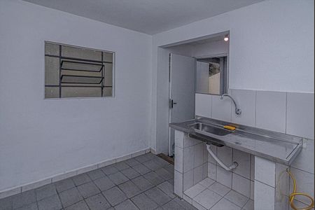Casa para alugar com 500m², 2 quartos e 6 vagas Casa para alugar com 500m², 2 quartos e 6 vagascozinha da casa 3_4