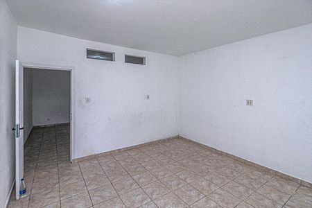 Casa para alugar com 500m², 2 quartos e 6 vagas Casa para alugar com 500m², 2 quartos e 6 vagasquarto da casa 2_3