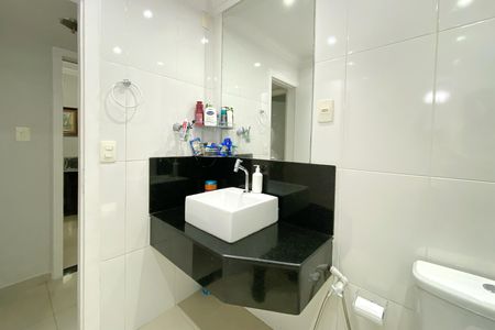 Apartamento à venda com 84m², 4 quartos e sem vagaBanheiro
