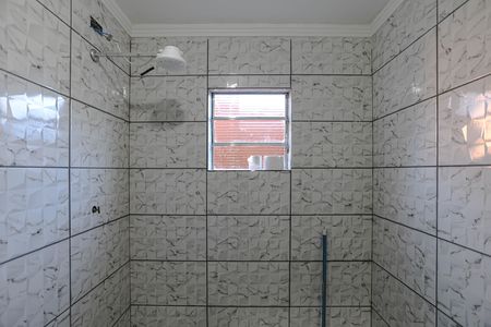 Banheiro de casa para alugar com 1 quarto, 50m² em Vila Natal, Mogi das Cruzes