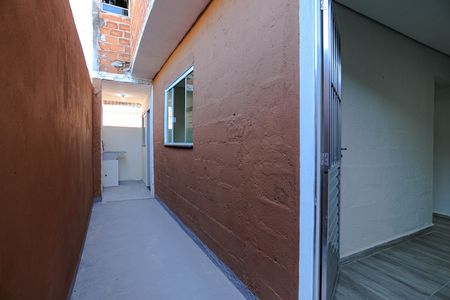 Casa para alugar com 50m², 1 quarto e sem vagaÁrea de Serviço