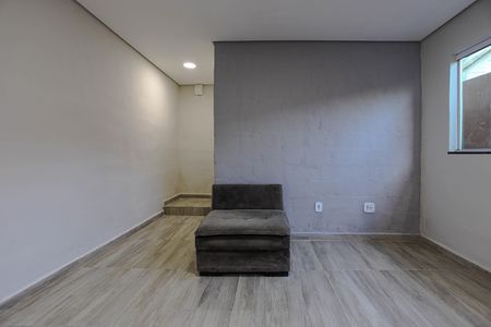 Sala de casa para alugar com 1 quarto, 50m² em Vila Natal, Mogi das Cruzes