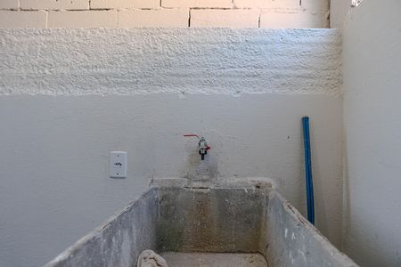 Casa para alugar com 50m², 1 quarto e sem vagaÁrea de Serviço