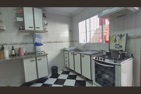 Casa de condomínio à venda com 132m², 3 quartos e 2 vagas Casa de condomínio à venda com 132m², 3 quartos e 2 vagasCozinha Piso Térreo