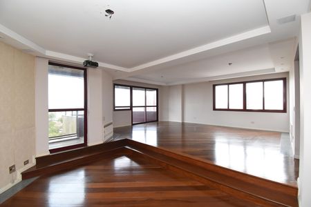 Apartamento à venda com 311m², 5 quartos e 3 vagasSala