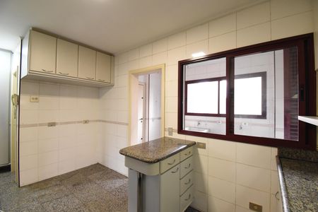 Apartamento à venda com 311m², 5 quartos e 3 vagasCozinha