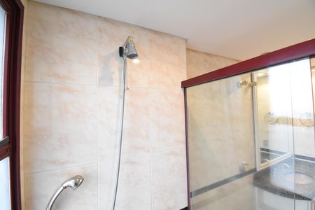 Apartamento à venda com 311m², 5 quartos e 3 vagasBanheiro da Suíte 2