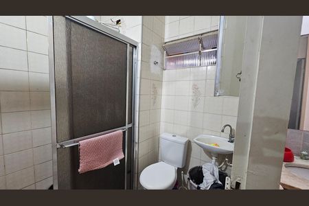 Banheiro de apartamento à venda com 2 quartos, 62m² em Jardim Arpoador, São Paulo