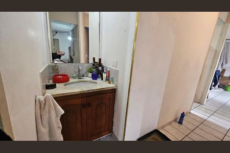 Banheiro de apartamento à venda com 2 quartos, 62m² em Jardim Arpoador, São Paulo