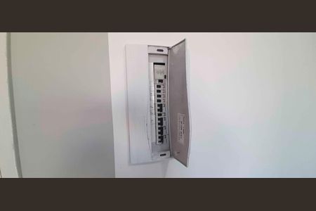 Apartamento à venda com 57m², 2 quartos e 1 vaga Apartamento à venda com 57m², 2 quartos e 1 vagaQuadro de Luz